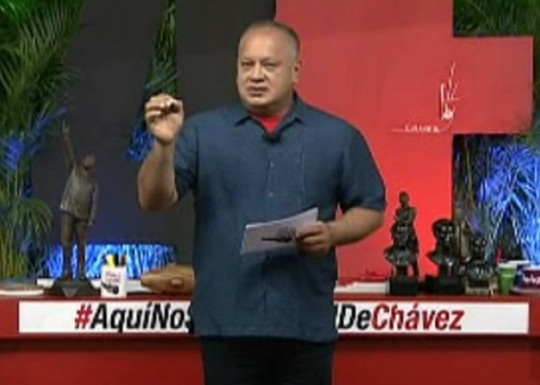 Foto: Con el Mazo Dando
