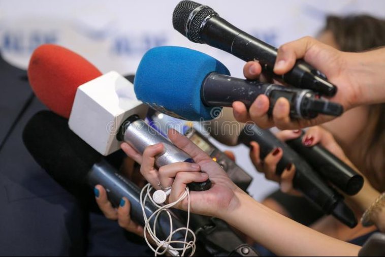 Presidente Maduro reconoce la labor de los periodistas en su día | PSUV