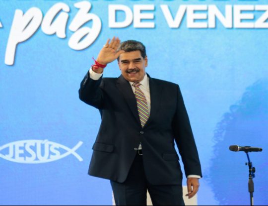 Presidente Maduro participa en oración de acción de gracias por la paz ...