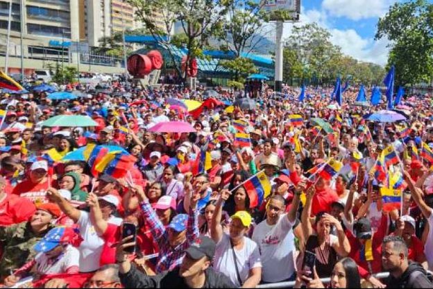 Pueblo venezolano se moviliza en gran marcha por la paz y en rechazo de ...
